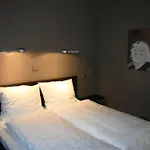 Pica Paca - Old Town 3*
