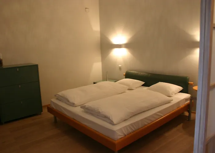 Pica Paca - Old Town 3*