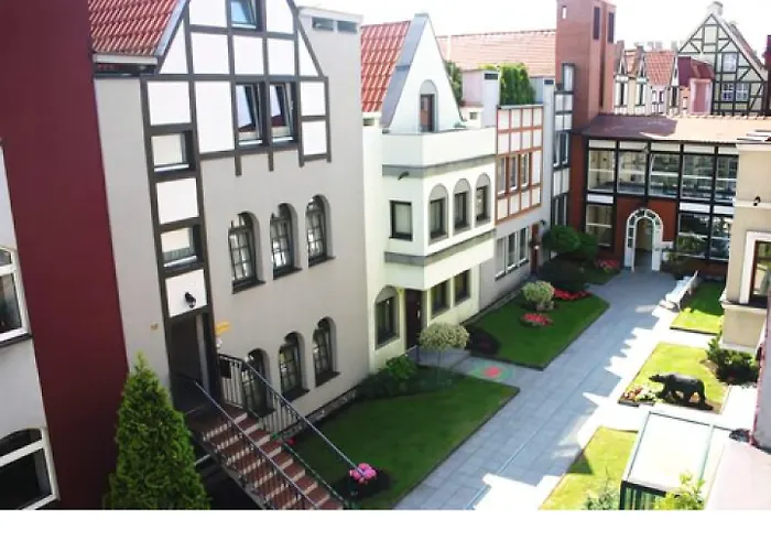 Pica Paca - Old Town 3*