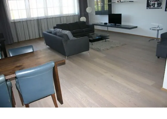 Pica Paca - Old Town 3*