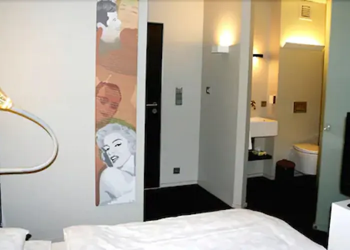 Pica Paca - Old Town